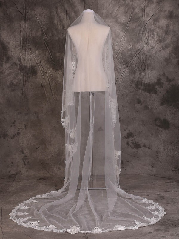 One-tier Ivory Cathedral Bridal Veils with Applique #LDB03010073