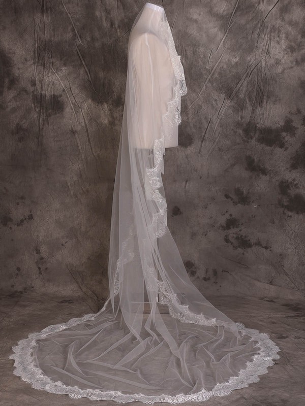 One-tier Ivory Chapel Bridal Veils with Applique #LDB03010088