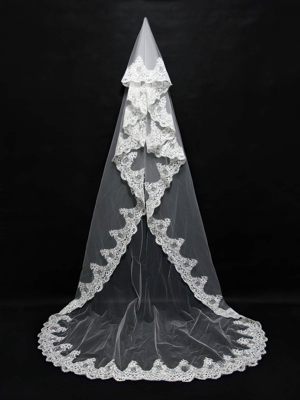 One-tier Ivory Chapel Bridal Veils with Applique #LDB03010094