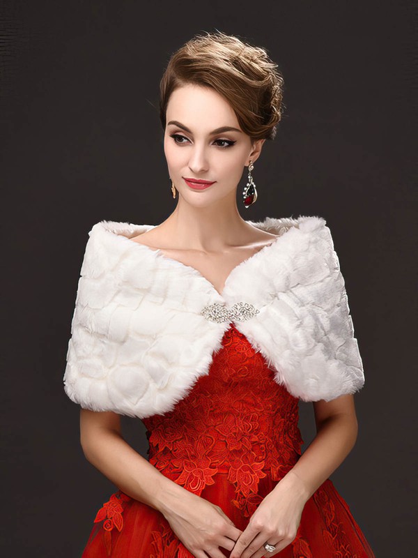 Faux Fur Off-the-Shoulder Sleeveless Shawl with Beading