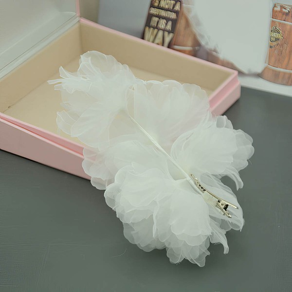 White Tulle Flowers & Feathers #LDB03020052