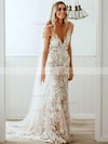 Tulle V-neck Trumpet/Mermaid Sweep Train Appliques Lace Wedding Dresses #LDB00023601