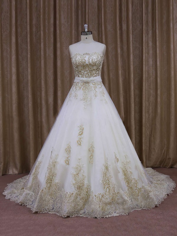 Simple Court Train Ivory Tulle Appliques Lace Strapless Wedding Dresses #LDB00021854